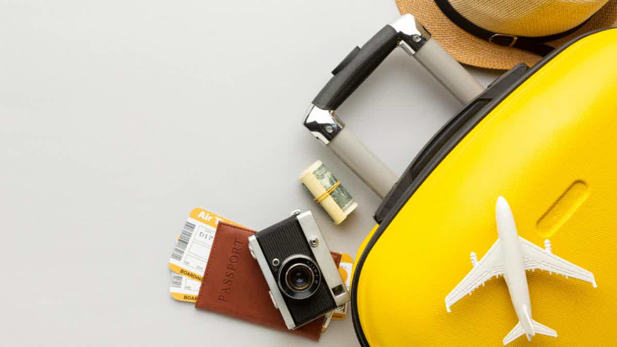 If you love traveling, you need one of these credit cards. Source: Adobe Stock.