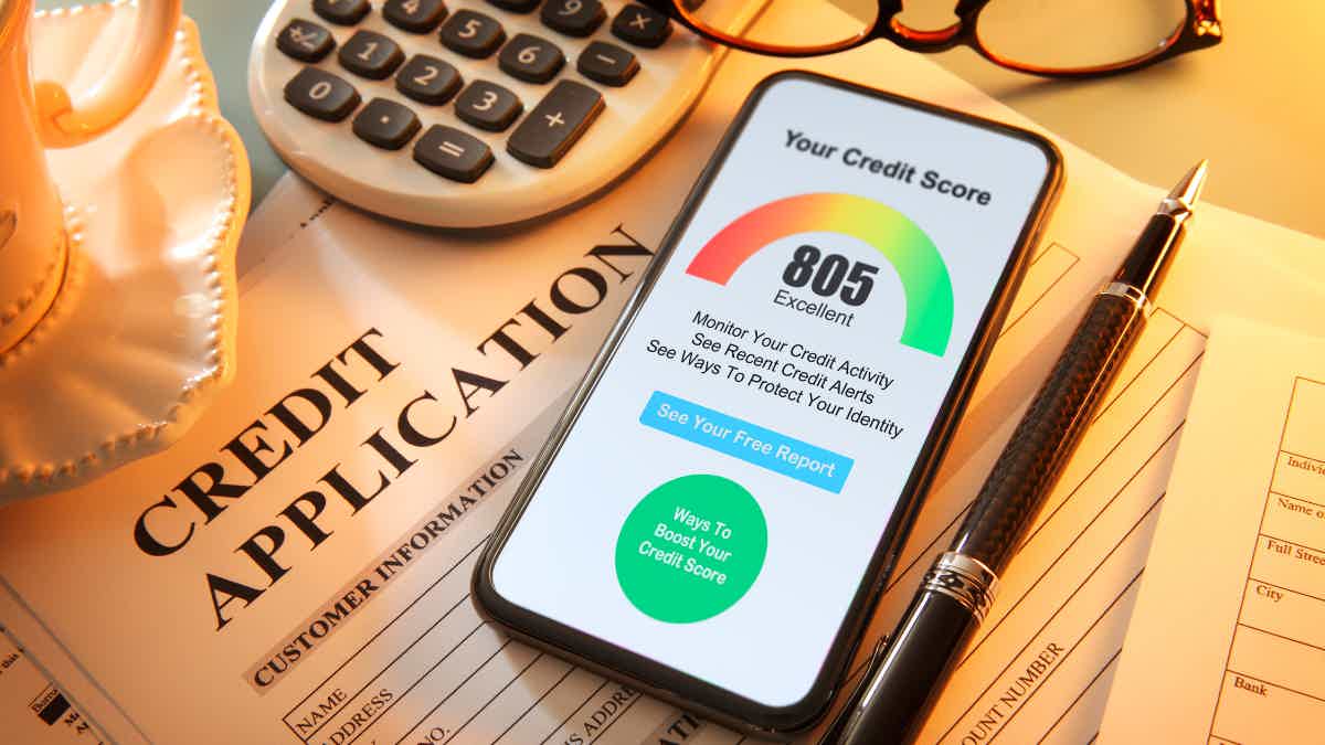 Pay your loan on time to improve your credit score. Source: Canva.