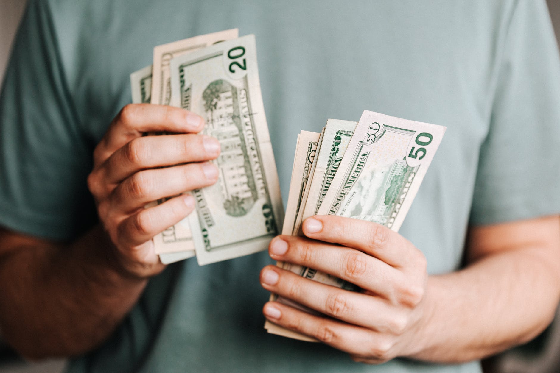 Is it easy to get a payday loan? Source: Pexels.