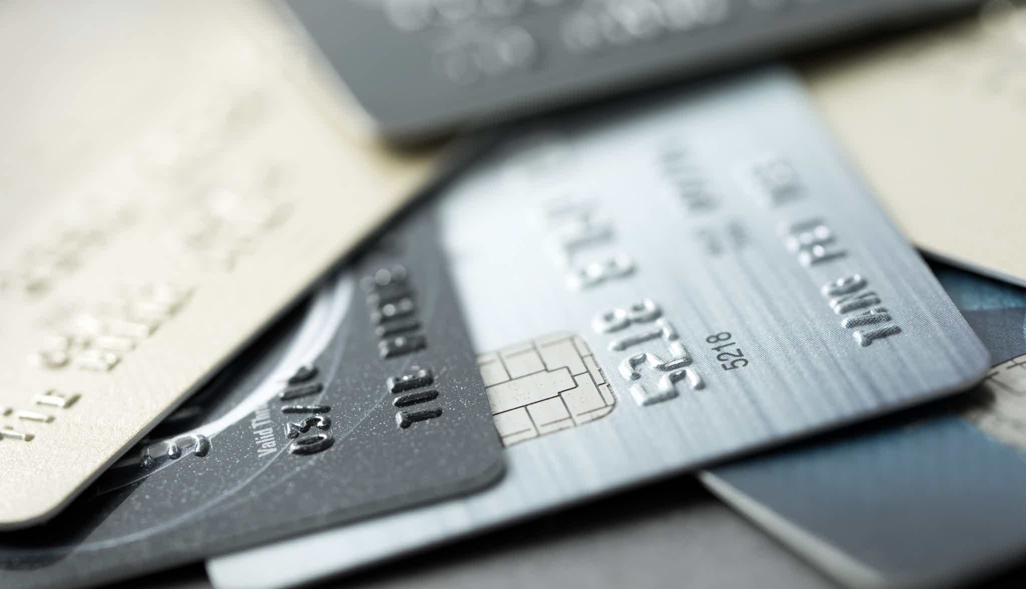 Mudar de endereço ajuda a conseguir um cartão de crédito? Fonte: Adobe Stock.