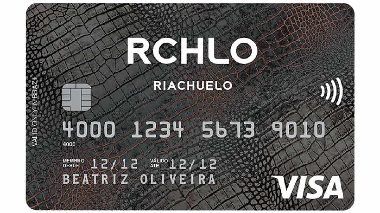 Cartão Riachuelo ou Cartão CEA: qual escolher? Imagem: FDR