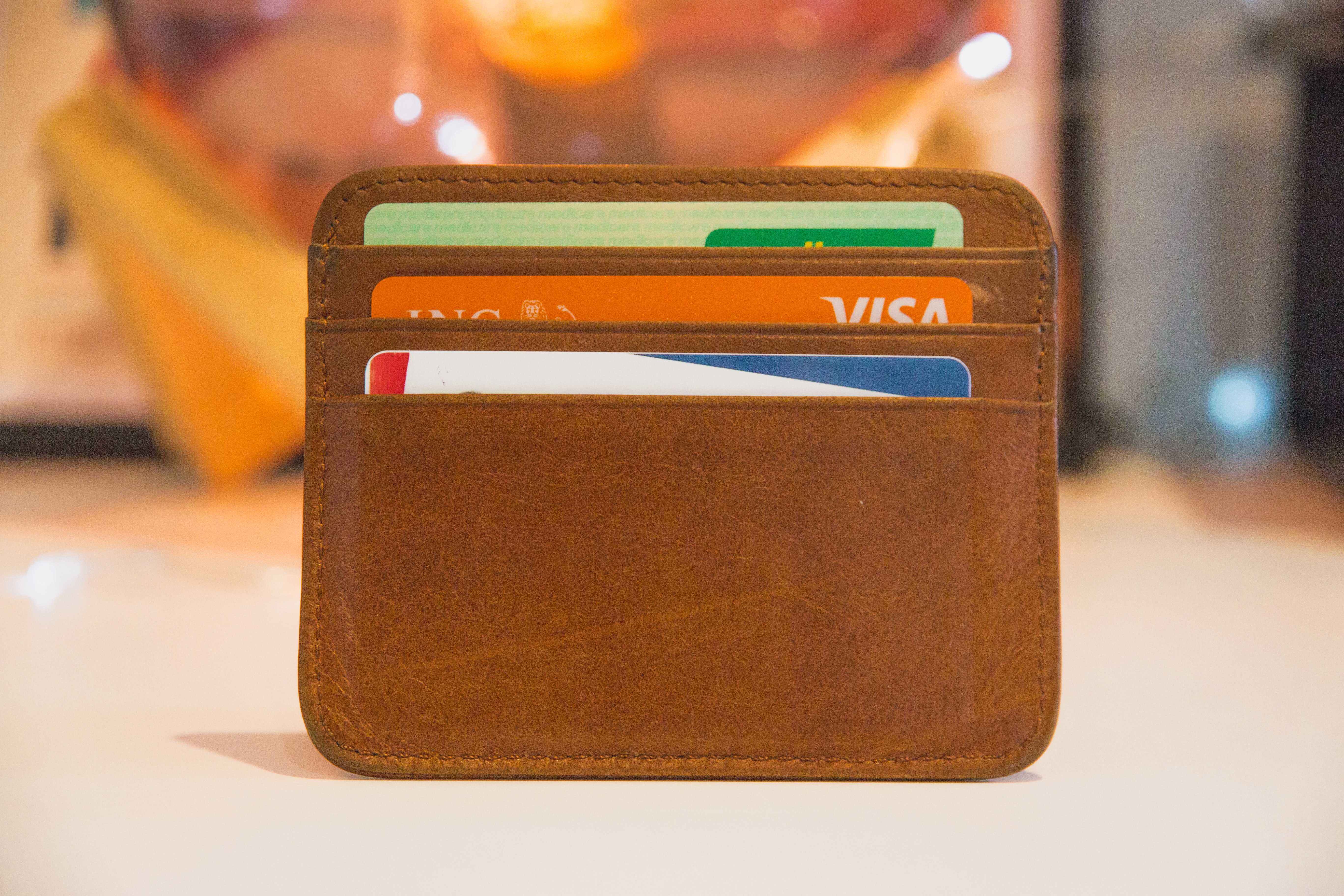 Já esteve com dívidas? Saiba quais são os cartões de crédito com mais chances de aprovação! Fonte: Unsplash.