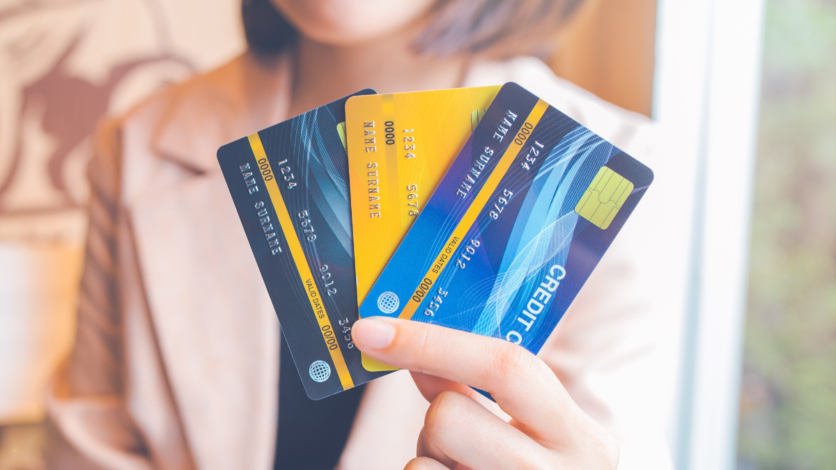 read our tips to find your credit card's APR. Source: Canva.