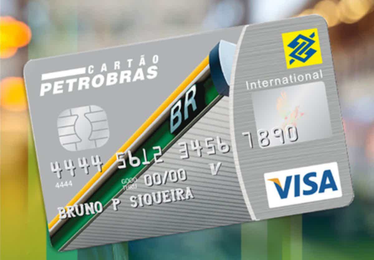 A Petrobras, em parceria com o Banco do Brasil, lançou seu cartão de crédito, que é isento de taxas e anuidades. 
