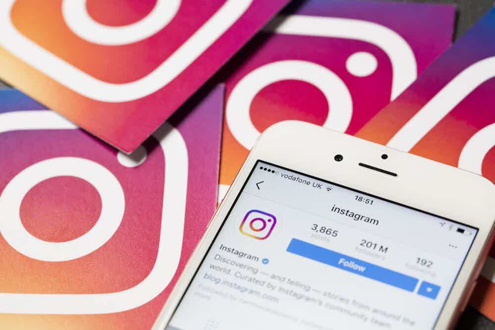 Saiba quanto o Instagram para por visualização. | Imagem: Neil Patel