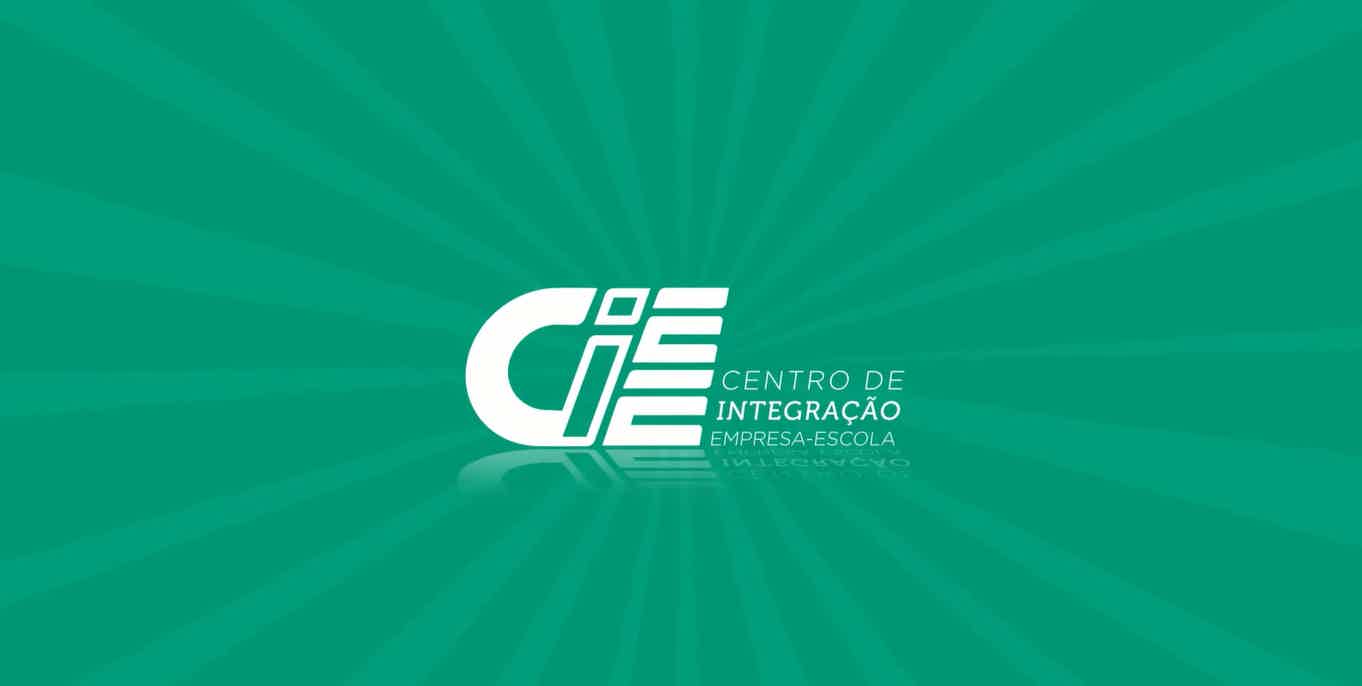 Logo CIEE fundo verde