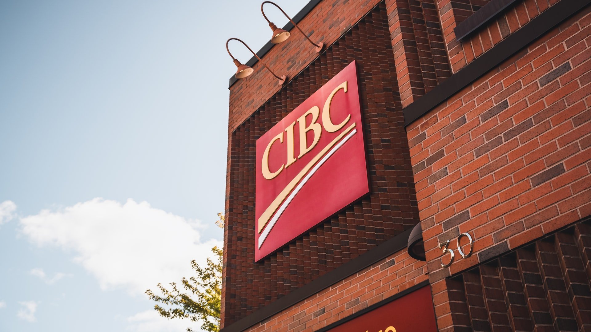 See how this CIBC card works! Source: Unsplash
