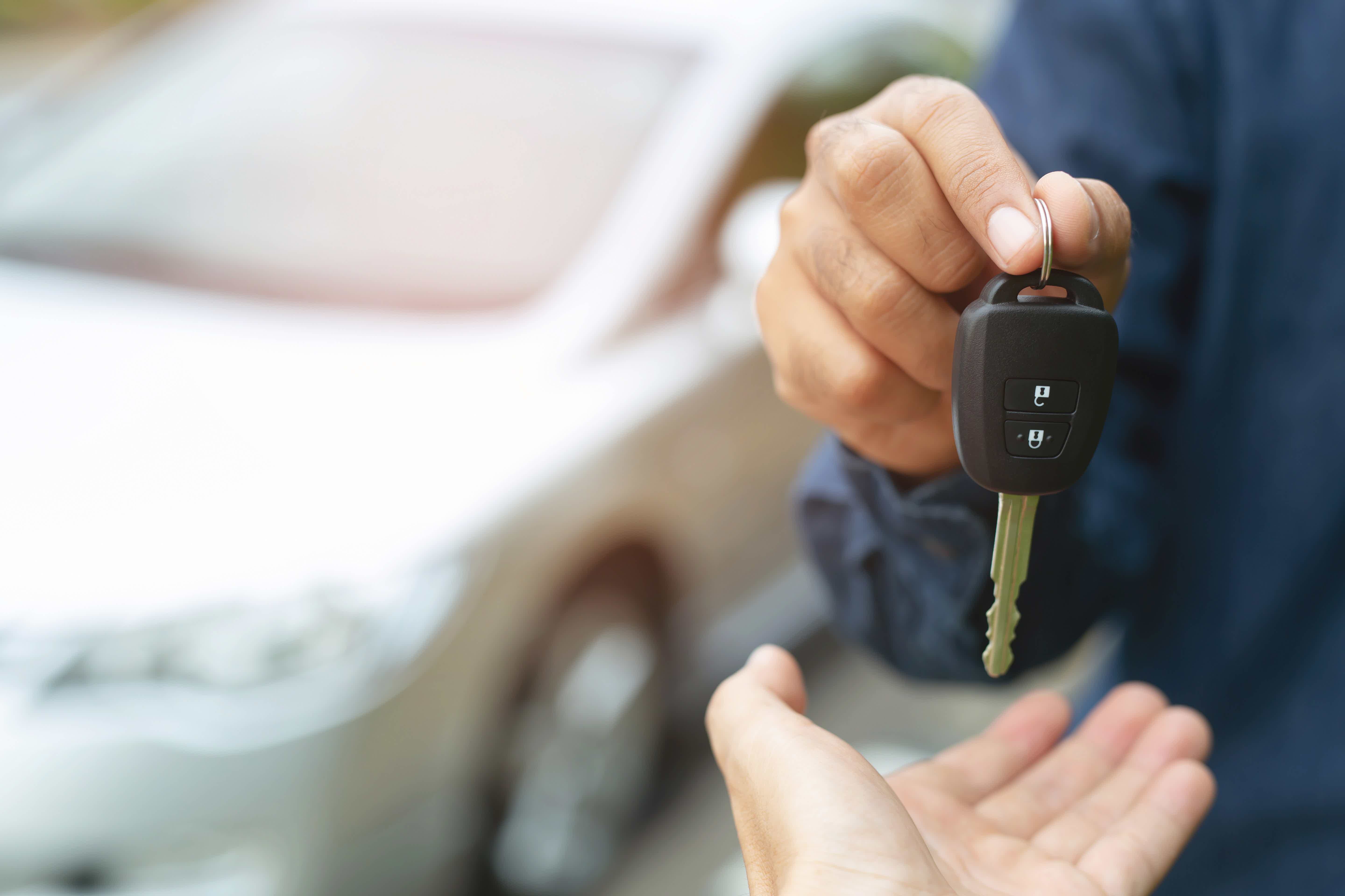 Você sabia que é possível alugar um carro por mês? Fonte: AdobeStock.