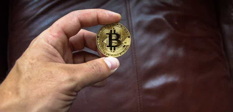 Abra a conta online para investir em bitcoins. Fonte: Pexels.