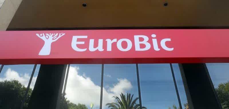 Você pode aderir à conta do EuroBic em um dos balcões. Fonte: Bancos de Portugal
