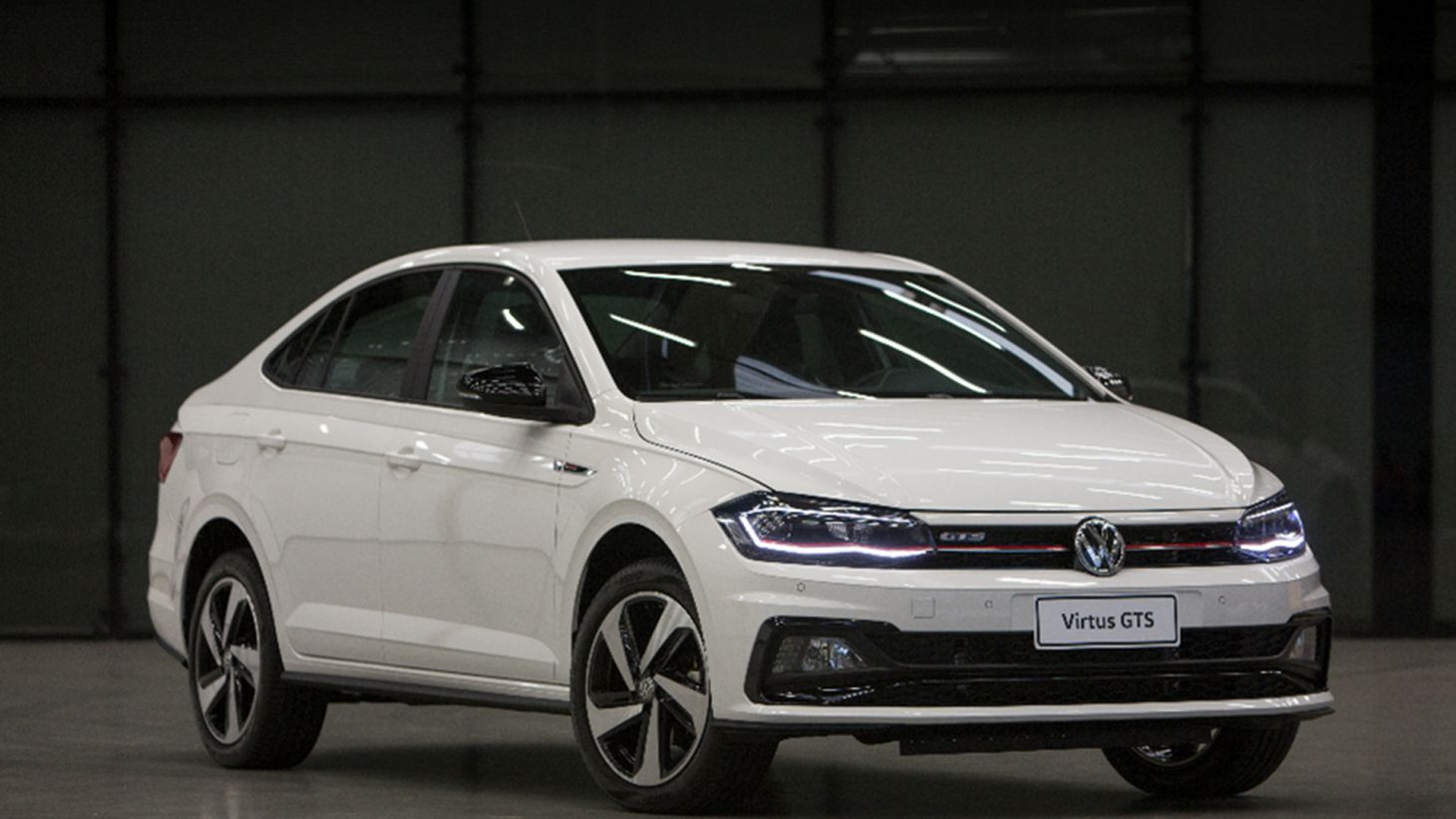 Volkswagen Virtus é opção de sedan apimentado