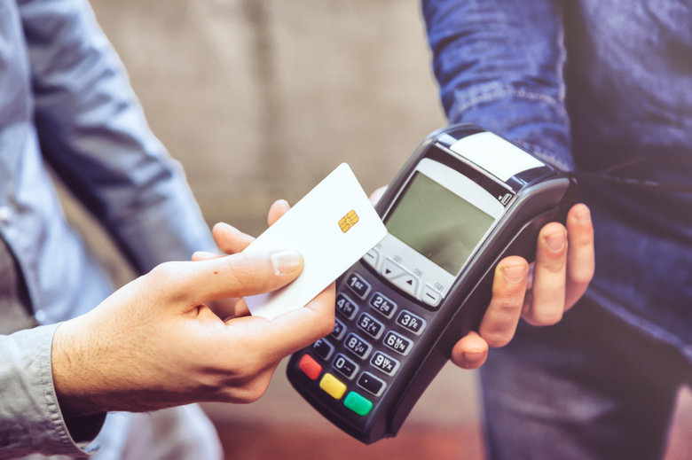 Confira as opções de cartão de crédito fácil de aprovar. | Imagem: Guia Bancário