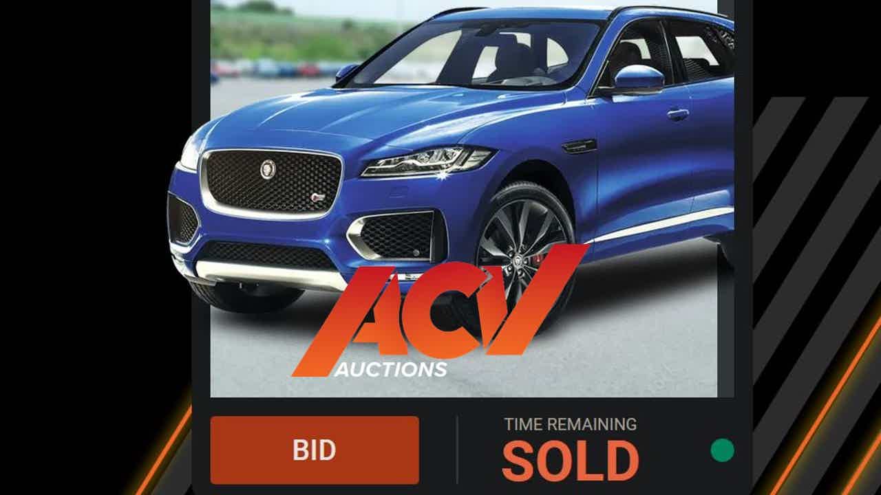 Carro sendo vendido pela ACV
