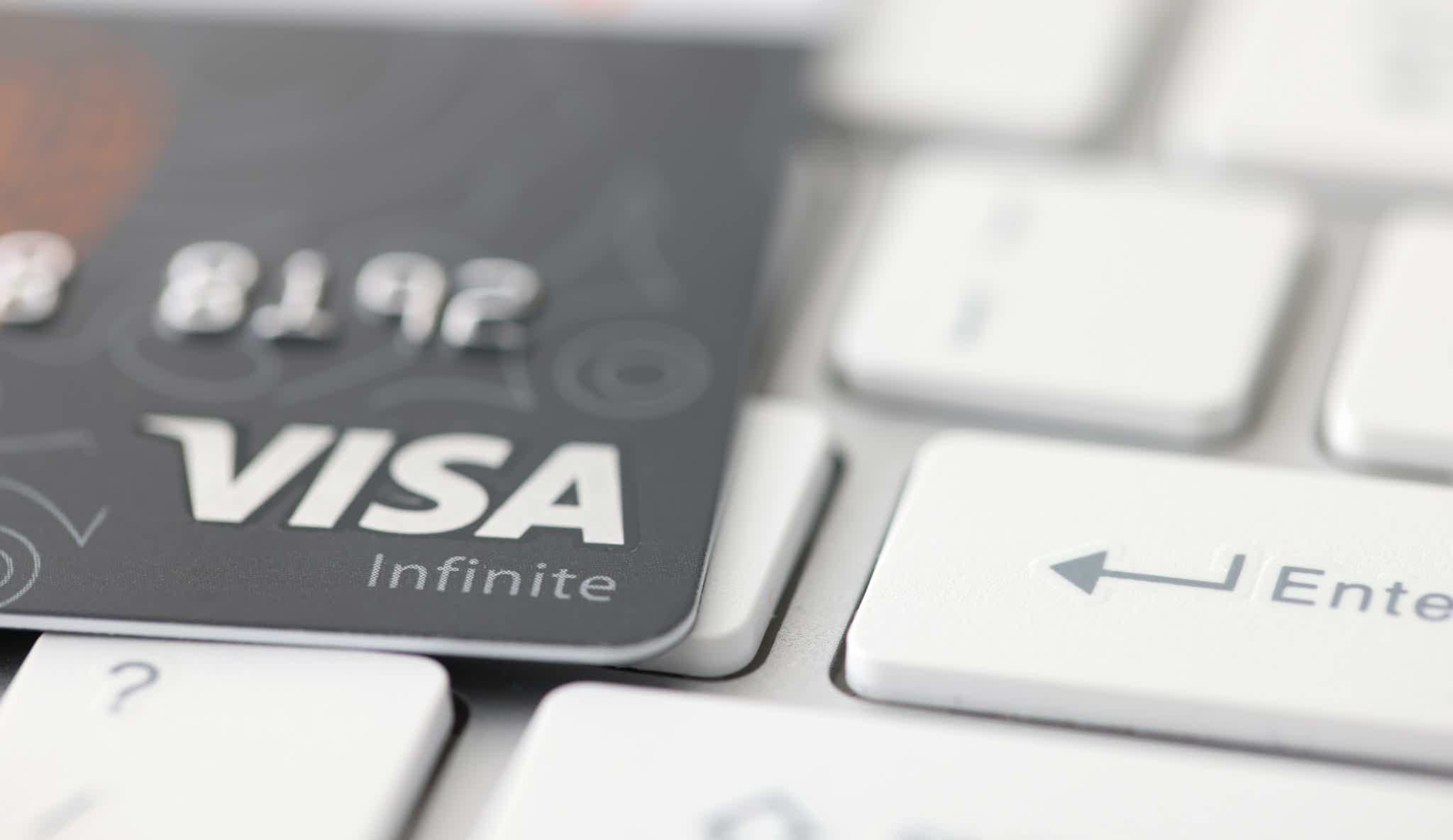 Find out the difference between Visa Infinite and other Visa credit cards. Source: Adobe Stock.