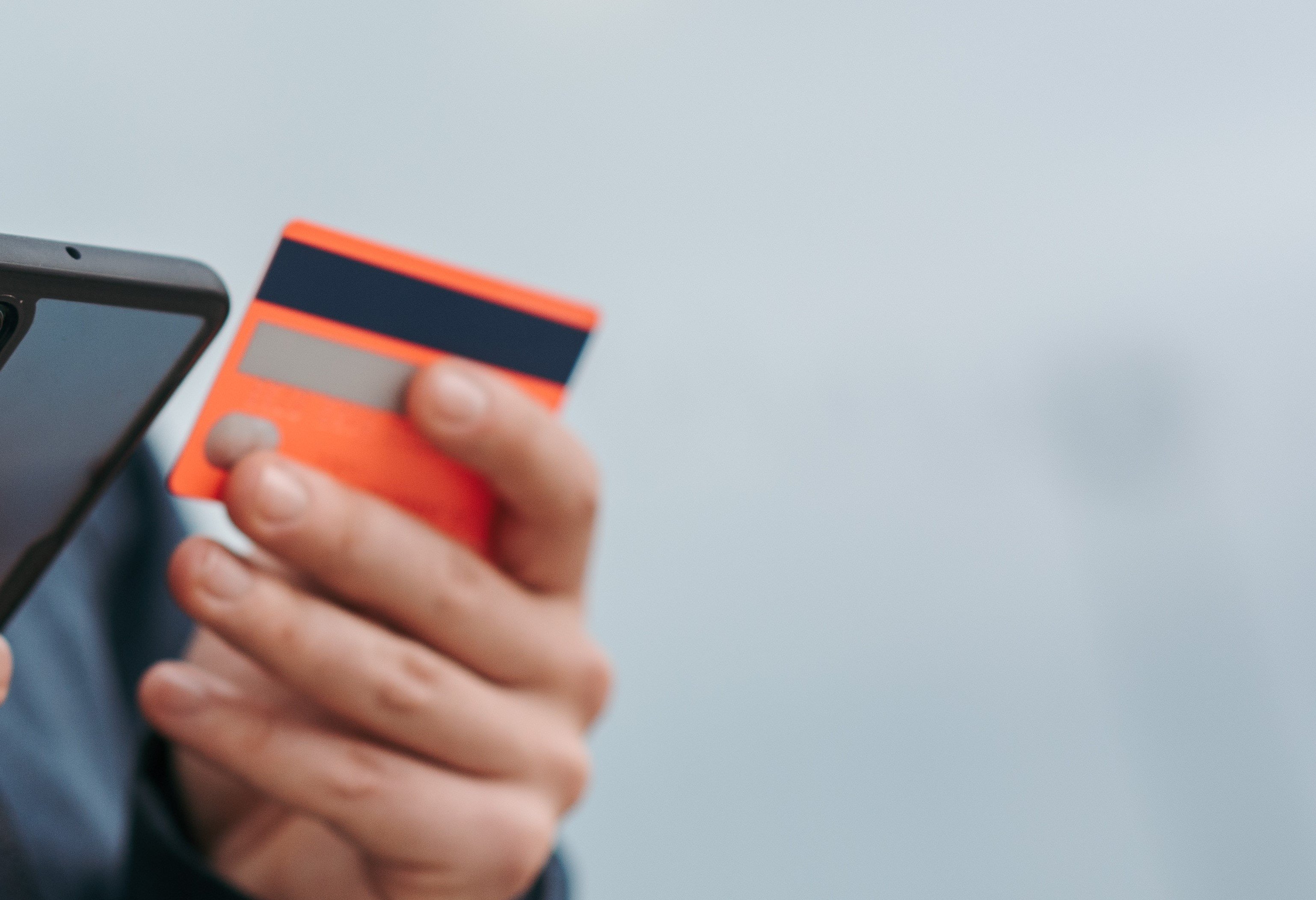 Tangerine Money-Back credit card gives you money back with no annual fee. Source: Pexels.