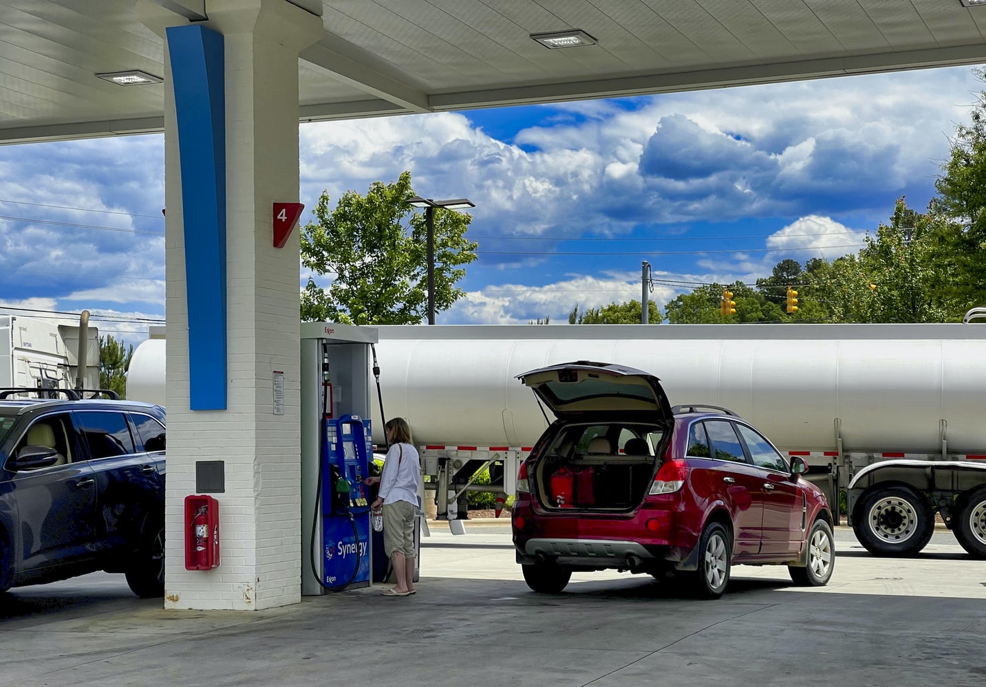 Conheça o preço das gasolinas mais baratas do mundo. Fonte: Unsplash.