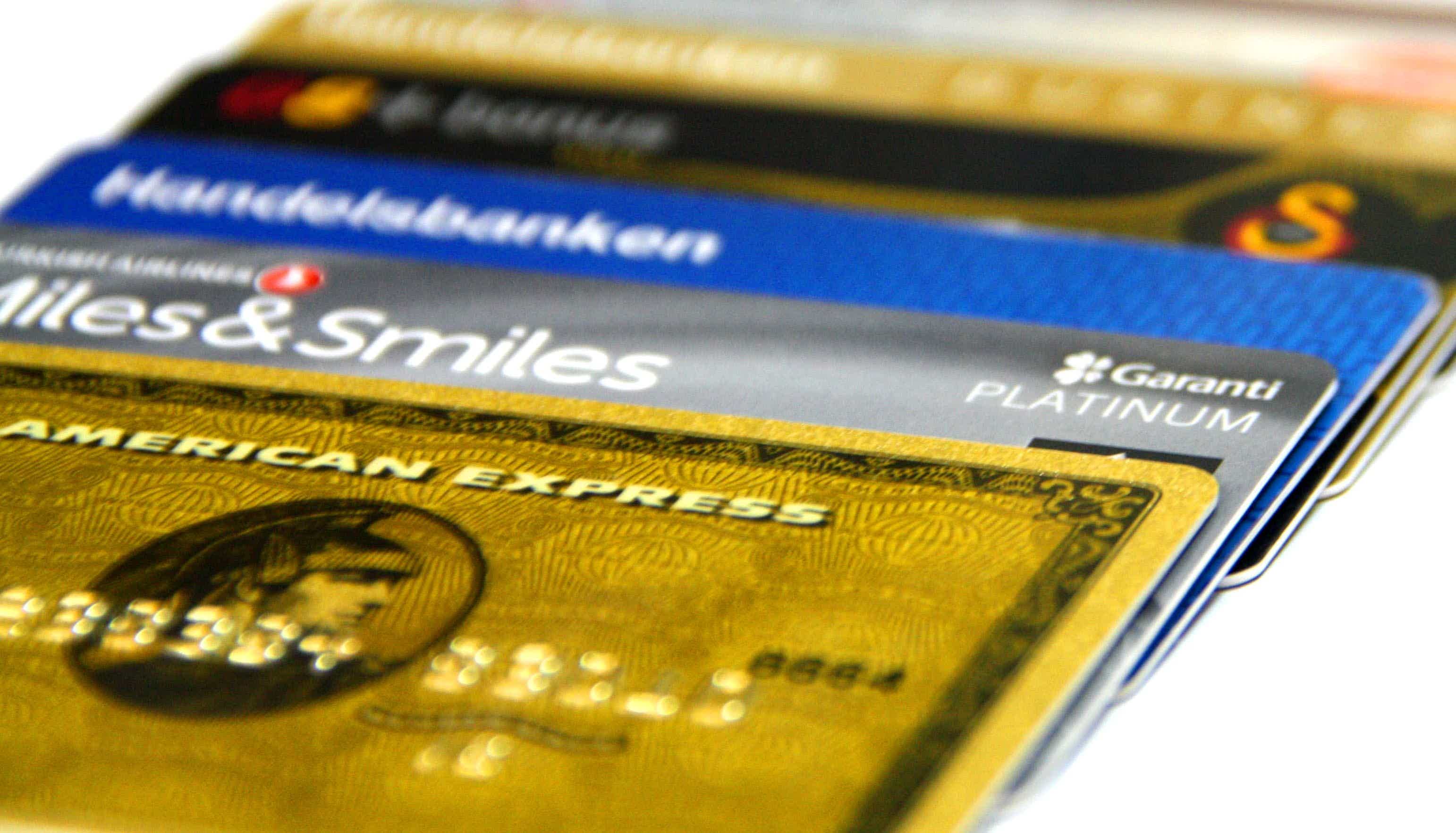 Cartões de crédito sem limite pré-estabelecido estão disponíveis em linhas exclusivas. Fonte: Pxhere.