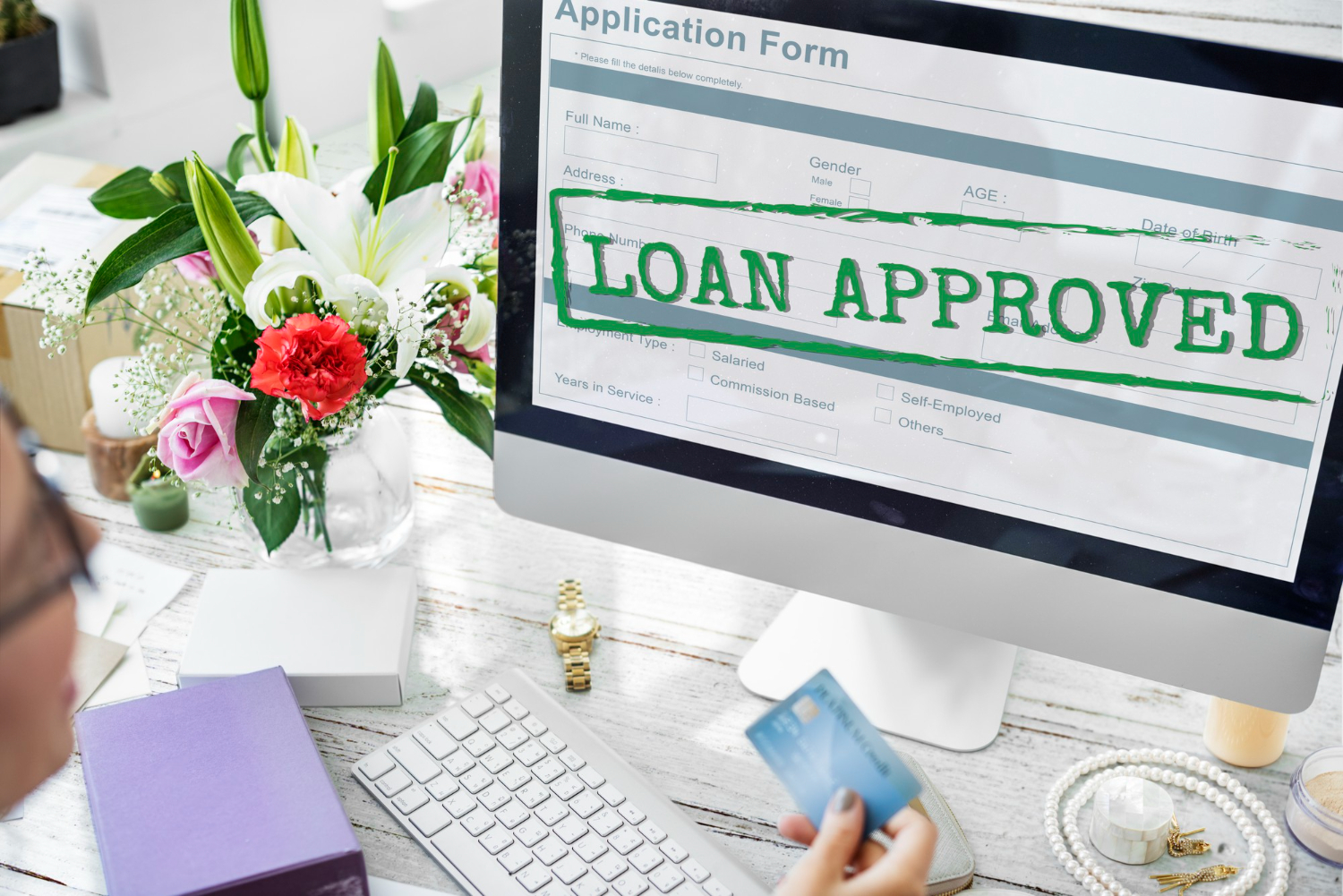 Learn how your credit score can impact your loan application. Source: Freepik.