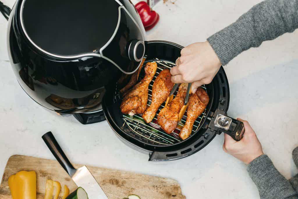 Conheça mais sobre a Air Fryer e todas os sabores que ela pode proporcionar. Fonte: Adobe Stock.
