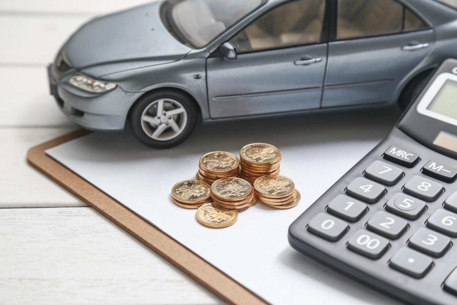 Don't let bad credit prevent you from getting the car you need. Source: Freepik.