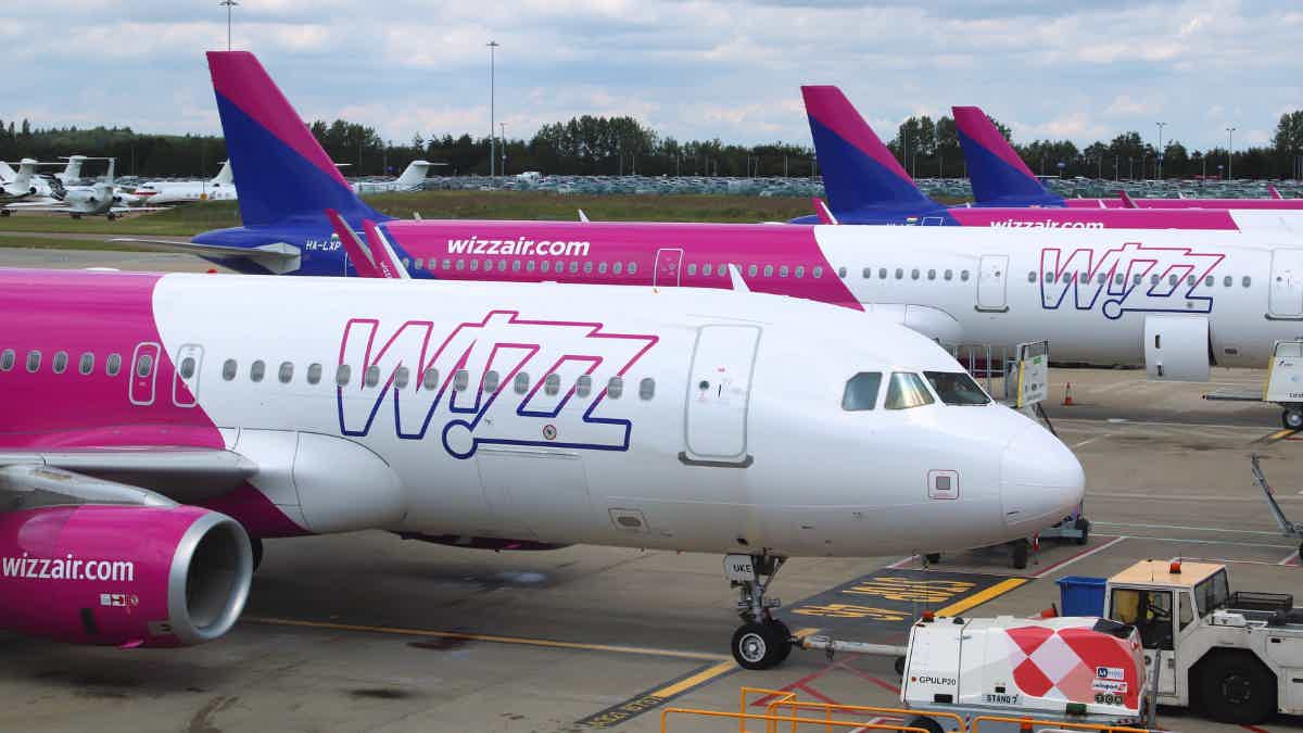 Buy your flight tickets at Wizz Air and enjoy your travel. Source: Adobe Stock.