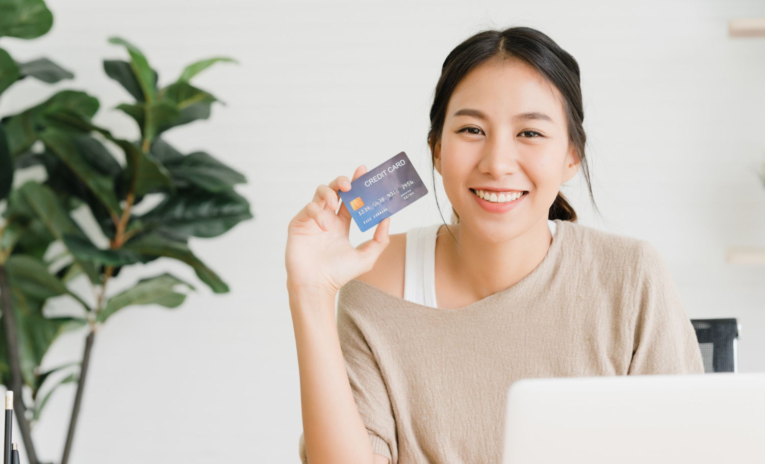 Choosing a new credit card is an important decision, so pay attention to these tips. Source: Freepik.