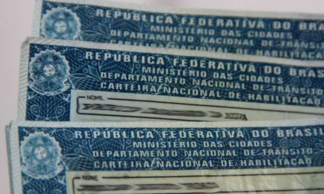 Licenciamento anual (Imagem: SuperRádioTupi)