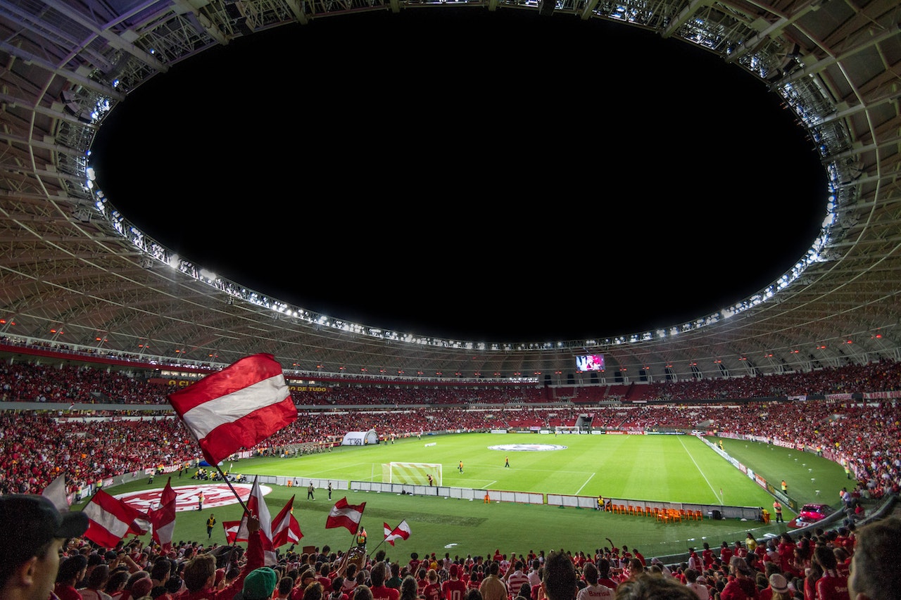 Veja como é possível ver futebol ao vivo e de graça! Fonte: Pexels.