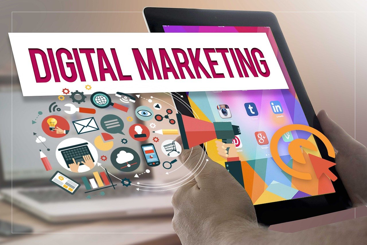Trabalhe com marketing digital para ganhar dinheiro com pouco investimento. | Imagem: Pixabay