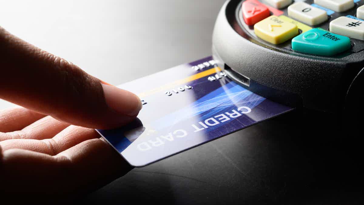 Find out everything about prepaid cards! Source: Freepik. 