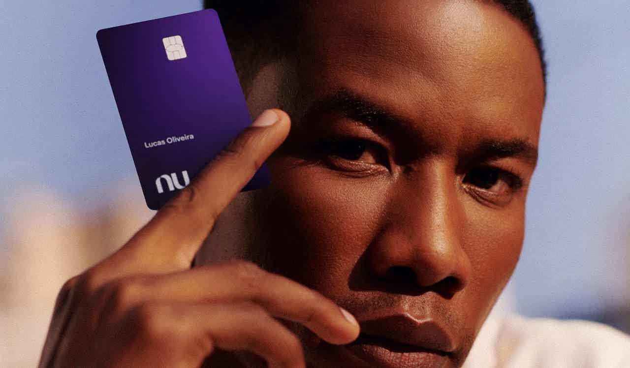 O cartão Nubank Ultravioleta oferece cashback com rendimento diário. Fonte: Nubank.