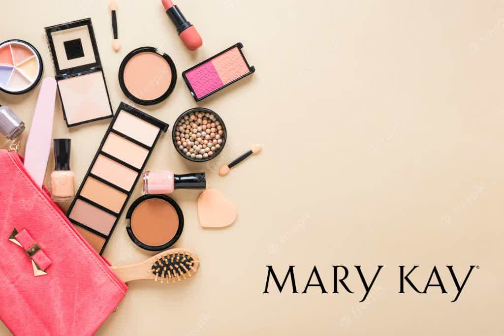 Veja o passo a passo e saiba como se tornar uma revendedora Mary Kay de sucesso. Fonte: Freepik + Mary Kay