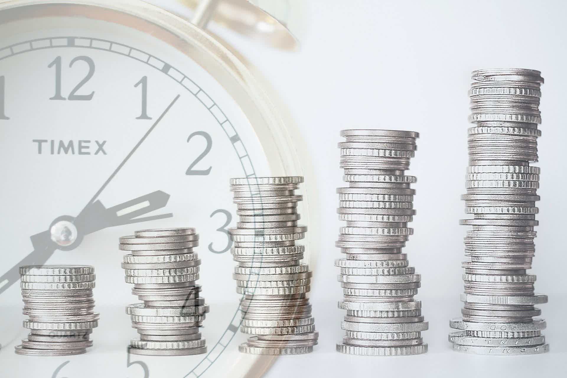 A rentabilidade ao longo do tempo é muito boa em Letras Financeiras. Foto: Pixabay / Tumisu