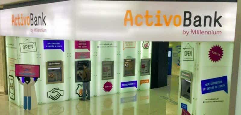 Você pode usar um dos pontos físicos para abrir a conta do ActivoBank. Fonte: Bancos de Portugal